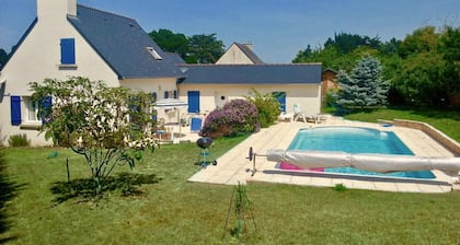 House for 6 by the sea - Garden and swimming pool
