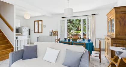 House for 6 by the sea - Garden and swimming pool