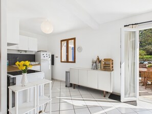 Køleskab, mikrobølgeovn, ovn, opvaskemaskine