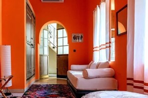 Economy Triple Room | In-room safe, free WiFi
