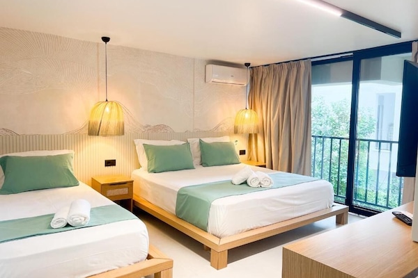 1 chambre, bureau, chambres insonorisées, lits bébé (gratuits)
