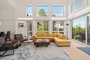 Télévision, espaces bureaux