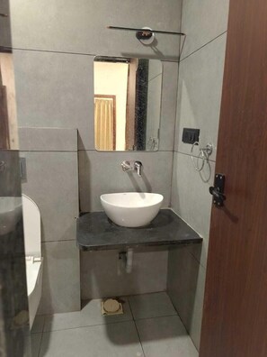 Family Room | Bathroom - The Byke Boutique - Mahakal Aangan - Ujjain (Ujjain)