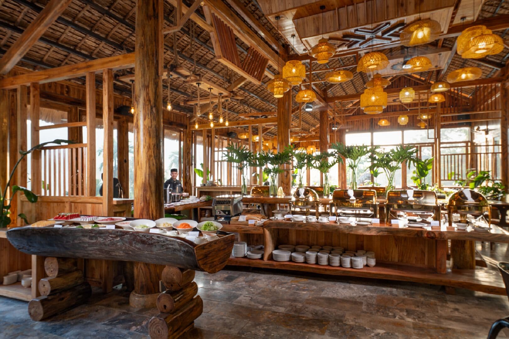 Free daily buffet breakfast