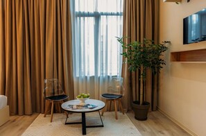 Superior Double Room | Blackout drapes, iron/ironing board, free WiFi - LAHORE TBILISI HOTEL (Tbilisi)