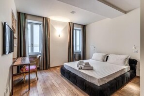 2 bedrooms, iron/ironing board, WiFi, bed sheets - Domus Mondrian - Apartment in Central Roma (Roma)