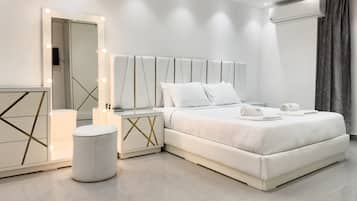 Departamento básico | 3 habitaciones, tabla de planchar con plancha y ropa de cama
