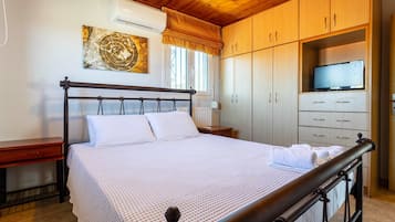 5 habitaciones, escritorio y acceso a internet