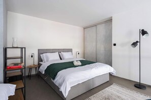 3 間睡房、書桌、熨斗/熨衫板、Wi-Fi