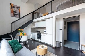 Imagen sin descripción, 3 de 30, botón