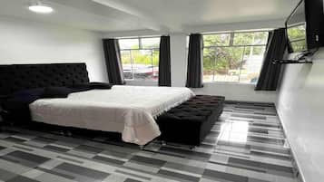 5 bedrooms, WiFi