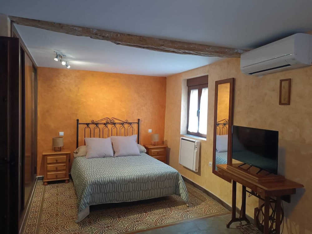 2 Star Hotels