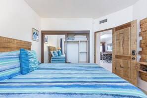 Penthouse, 3 Bedrooms, Ocean View, Beachfront | 3 bedrooms, blackout curtains, iron/ironing board, free WiFi