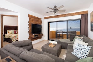 TV connectée de 52 pouces avec chaînes par satellite, Netflix