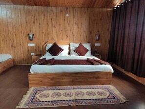 Deluxe Double Room, Valley View | Free WiFi - Meghsparsh Resorts, Narkanda (Theog)