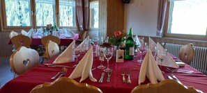 Dinner served - Gasthaus Bellawiese (Sankt Antonien)
