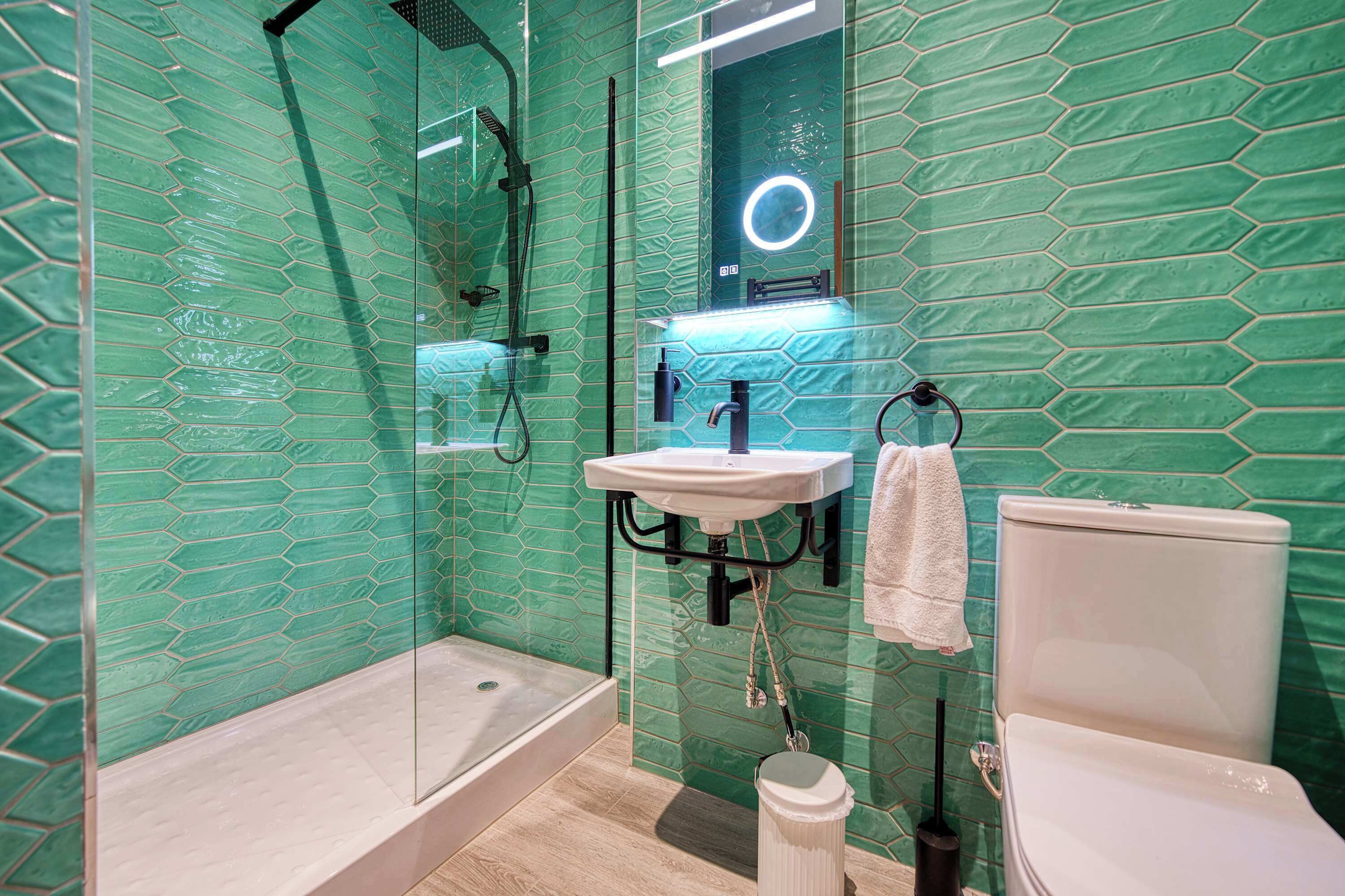 En suite bathroom