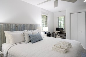 4 Schlafzimmer, Bügeleisen/Bügelbrett, kostenloses WLAN, Bettwäsche