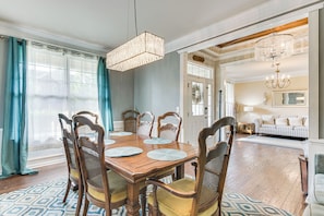 Interior - Patio, Deck & Grill: Charlotte Area Group Getaway! (Matthews)