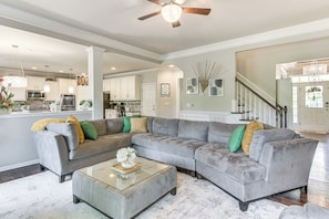 Books - Patio, Deck & Grill: Charlotte Area Group Getaway! (Matthews)