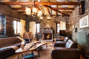 3 bedrooms, Internet - Heaven s View Mansion - Zagori Stone Built Gem (Zagori)