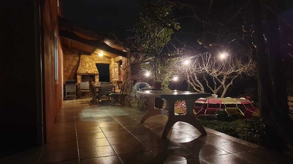 Terrace/patio - PRETTY HOUSE WITH GARDEN CLOSE TO BEACHES AND AMENITIES (Porto-Vecchio)