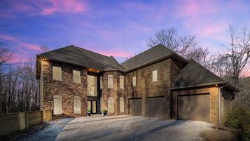 獨棟房屋 (Multiple Bedrooms) | 住宿內部