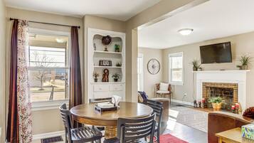 House (3 Bedrooms) | Front of property