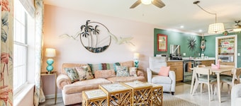 4 Mi to Beaches: Vibrant Stuart Villa w/ Patio!
