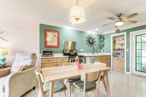 Interior - 4 Mi to Beaches: Vibrant Stuart Villa w/ Patio! (Stuart)