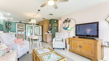 House (2 Bedrooms) | Interior