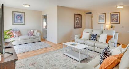 5 Mi to Saguaro National Park: Desert Gem w/ Pool!