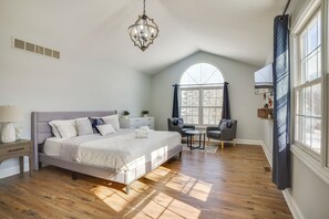 House (3 Bedrooms) | Interior - 1/2 Mi to Lake Geneva: Home w/ Game Room (Lake Geneva)