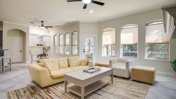 House (3 Bedrooms) | Front of property