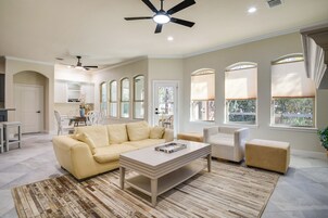 House (3 Bedrooms) | Front of property