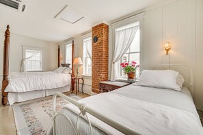 Apartment (1 Bedroom) | Interior - Walkable Main Street Location: Spring Grove Apt (Spring Grove)