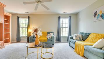 House (4 Bedrooms) | Interior