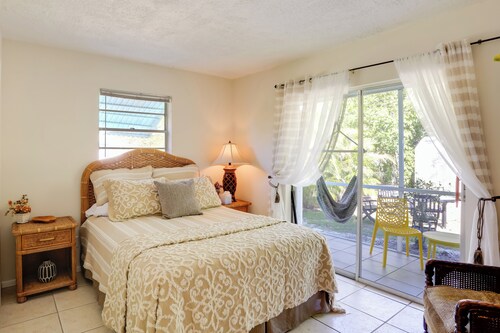 2 Mi to Hobe Sound Beach: Townhome w/ Lanai