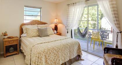 2 Mi to Hobe Sound Beach: Townhome w/ Lanai