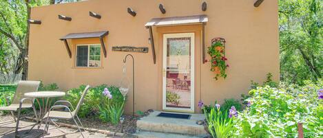 Apartment (0 Bedroom) | Front of property