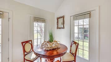 Cottage (1 Bedroom) | Interior