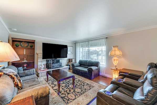 House (2 Bedrooms) | Front of property