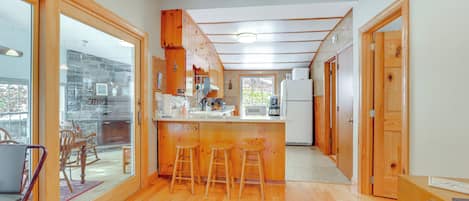 House (2 Bedrooms) | Interior