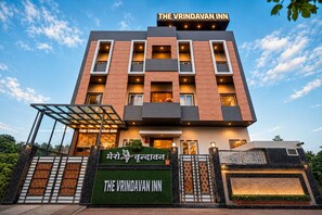 Front of property - The Vrindavan Inn (Vrindavan)