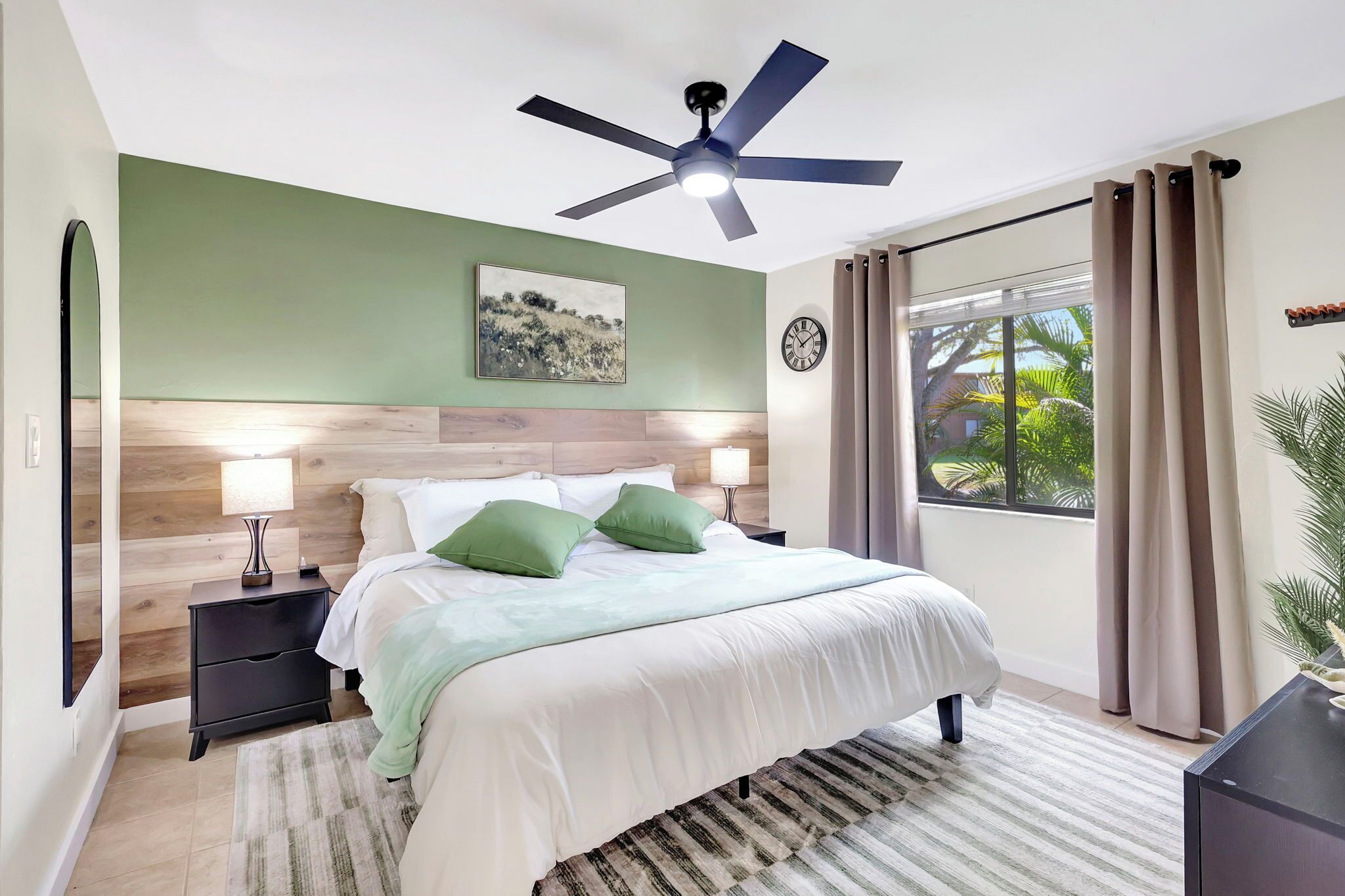 2 bedrooms, in-room safe, iron/ironing board, WiFi