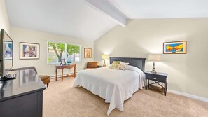 4 chambres, fer et planche à repasser, lit de bébé portatif, Wi-Fi