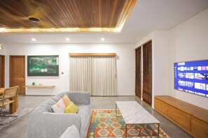 Exclusive Villa, 3 Bedrooms | Living room - Lorn Villa (Penida Island)