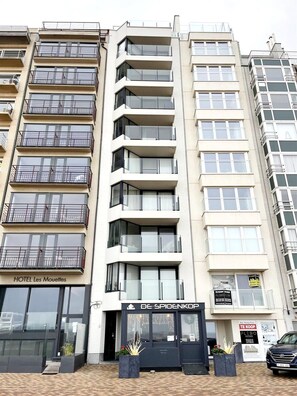 Apartment | Exterior - Apartment in Wenduine With Stunning Sea Views (De Haan)