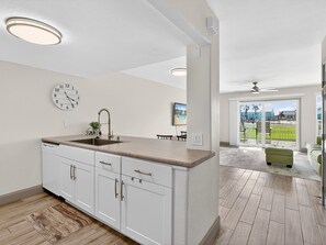 Condo, 1 Bedroom | Interior