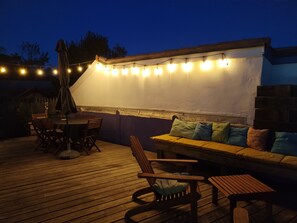 Outdoor dining - Quiet house 200 m from the ocean. (Lacanau)